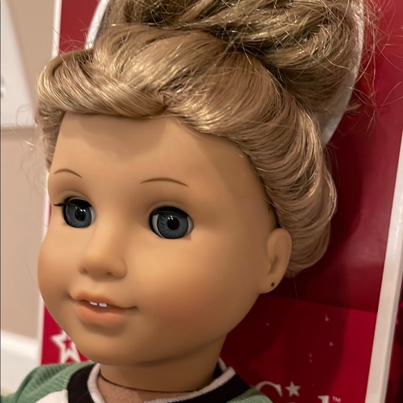 American Girl Doll Elizabeth in Soccer Uniform - Picture 4 of 4